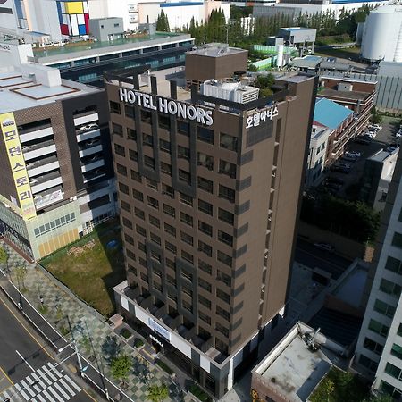 Honors Hotel Hwaseong Zewnętrze zdjęcie