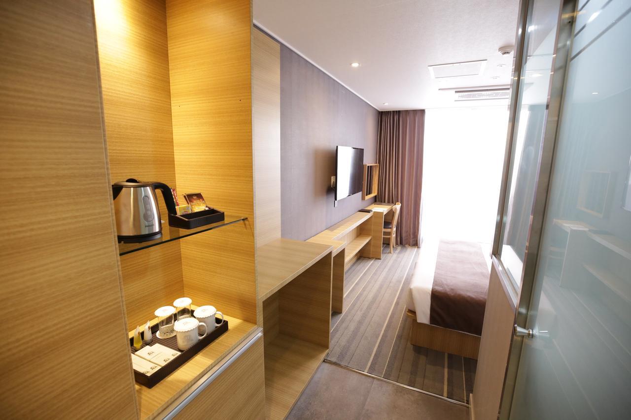 Honors Hotel Hwaseong Zewnętrze zdjęcie