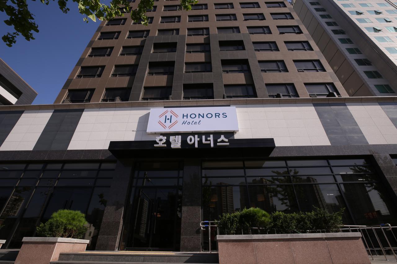 Honors Hotel Hwaseong Zewnętrze zdjęcie