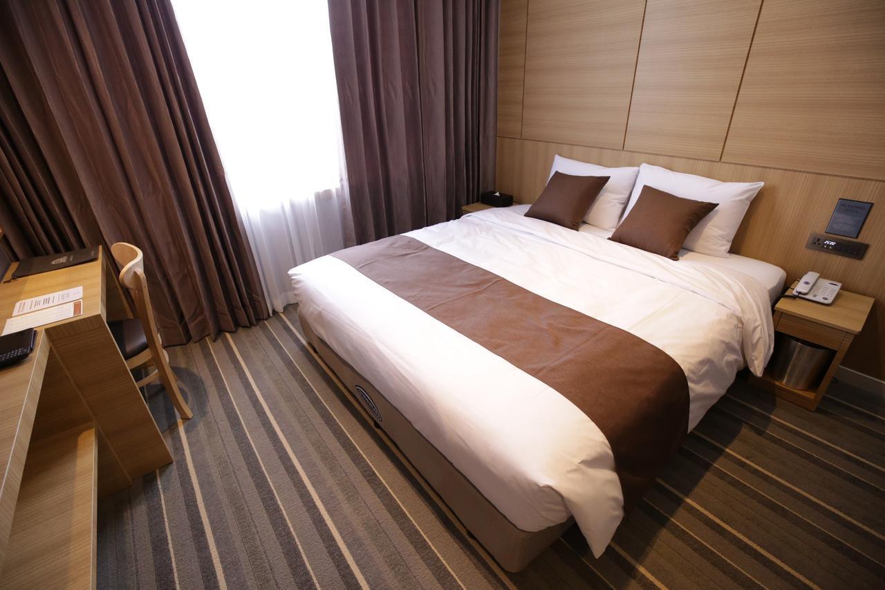 Honors Hotel Hwaseong Zewnętrze zdjęcie