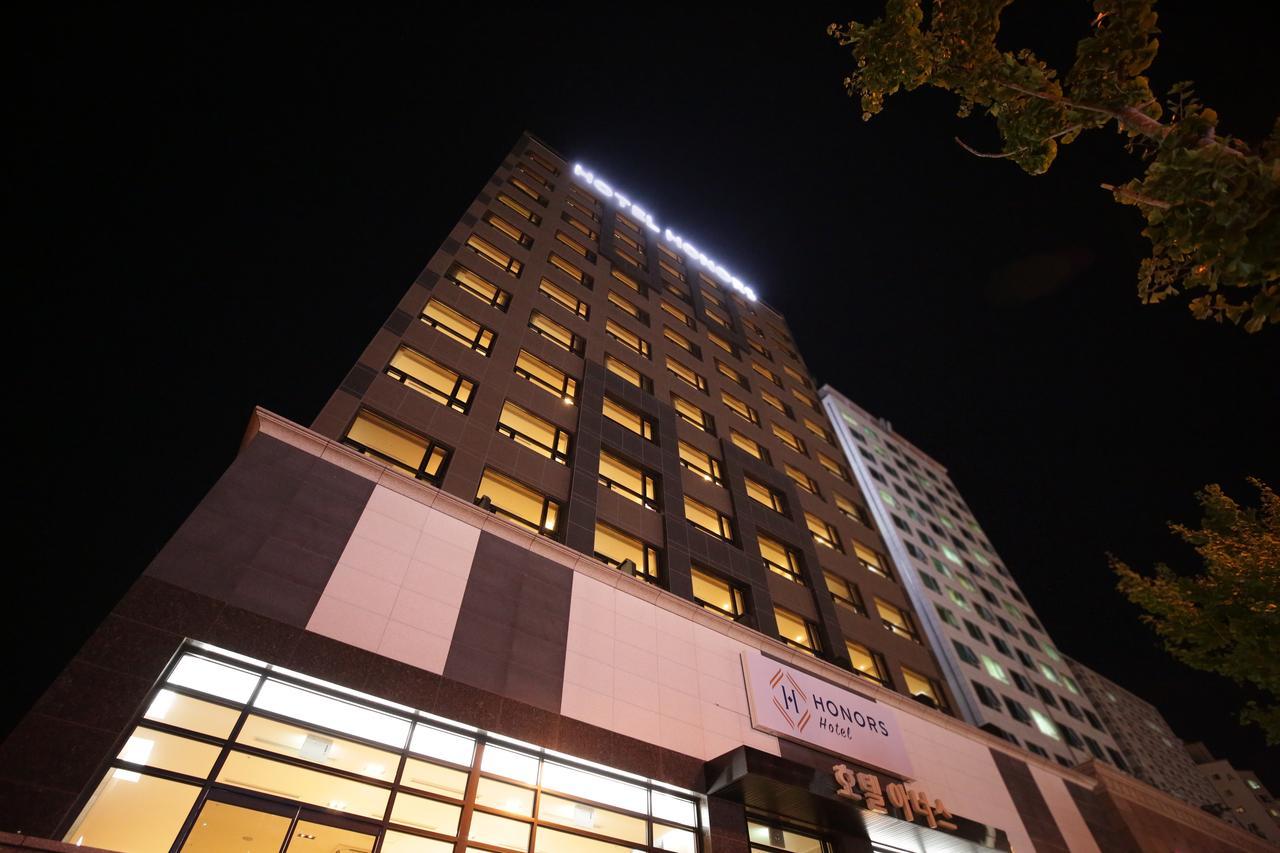 Honors Hotel Hwaseong Zewnętrze zdjęcie
